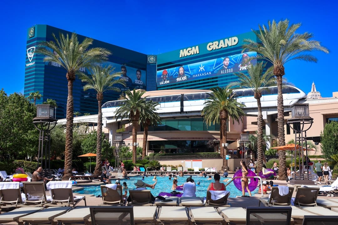 best Vegas pool clubs