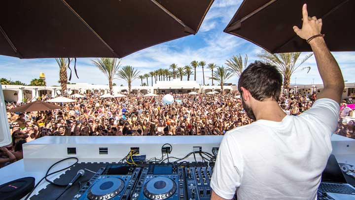 Wednesday Vegas Pool Parties