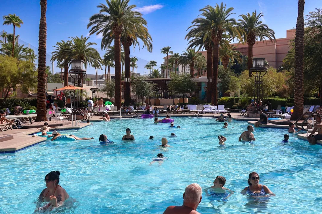 free pool parties in vegas